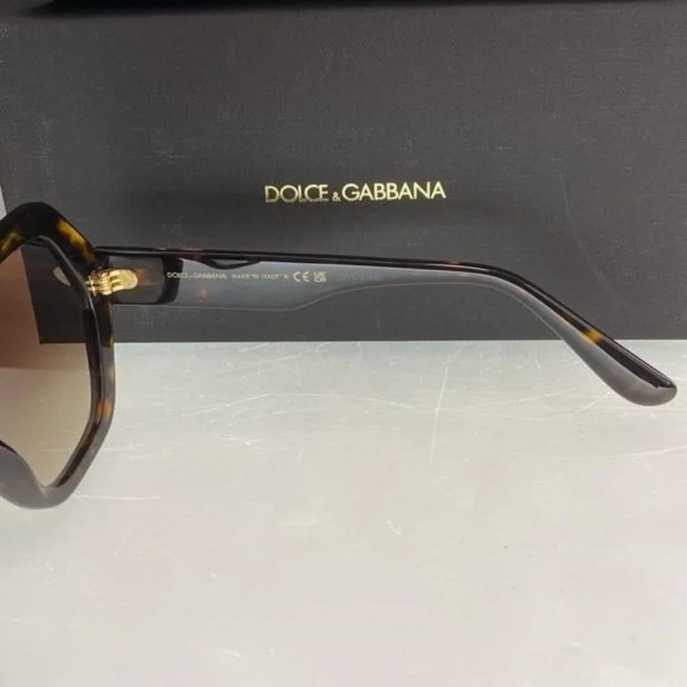 💯 - New Authentic DOLCE & GABBANA Gradient Brown Irregular Ladies Sunglasses